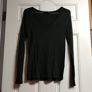 Long sleeve t-shirt
